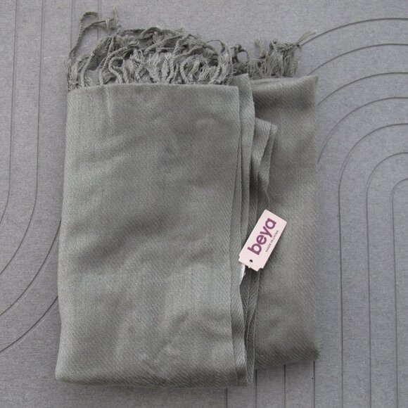 💖 Scarf BEYA Gray 70" x 25" stylish Scarves & Wraps pashminas neck cozy elegant - Picture 1 of 8